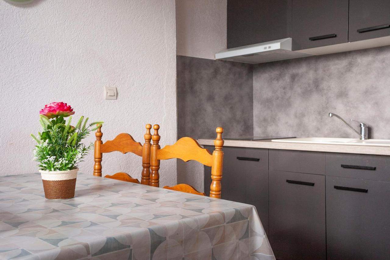 Le Catalan - Hotel Et Appartements 몽루이 외부 사진