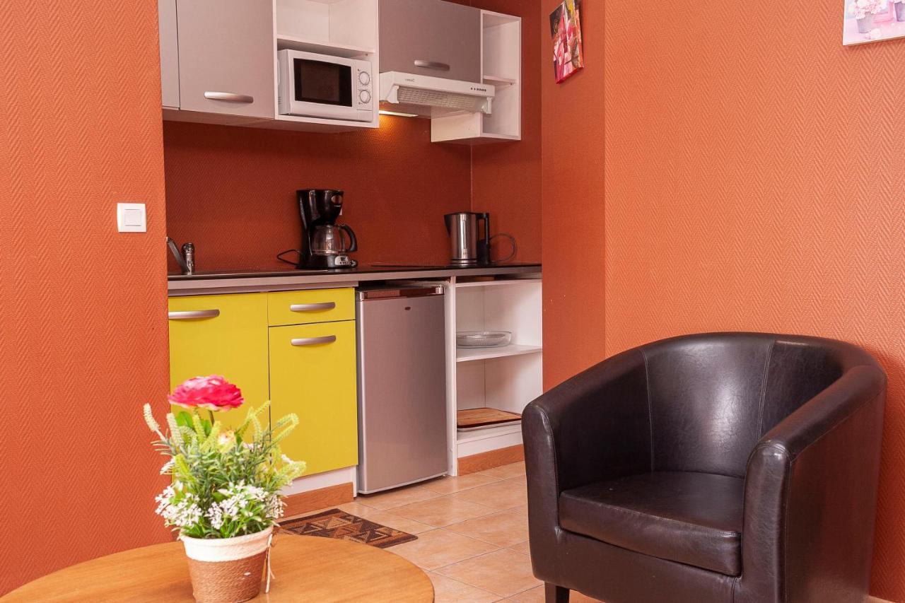 Le Catalan - Hotel Et Appartements 몽루이 외부 사진