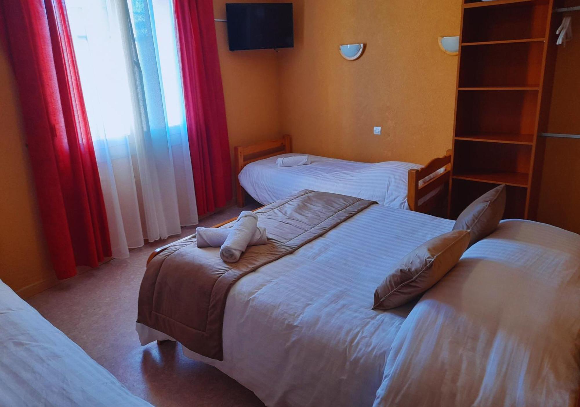 Le Catalan - Hotel Et Appartements 몽루이 외부 사진
