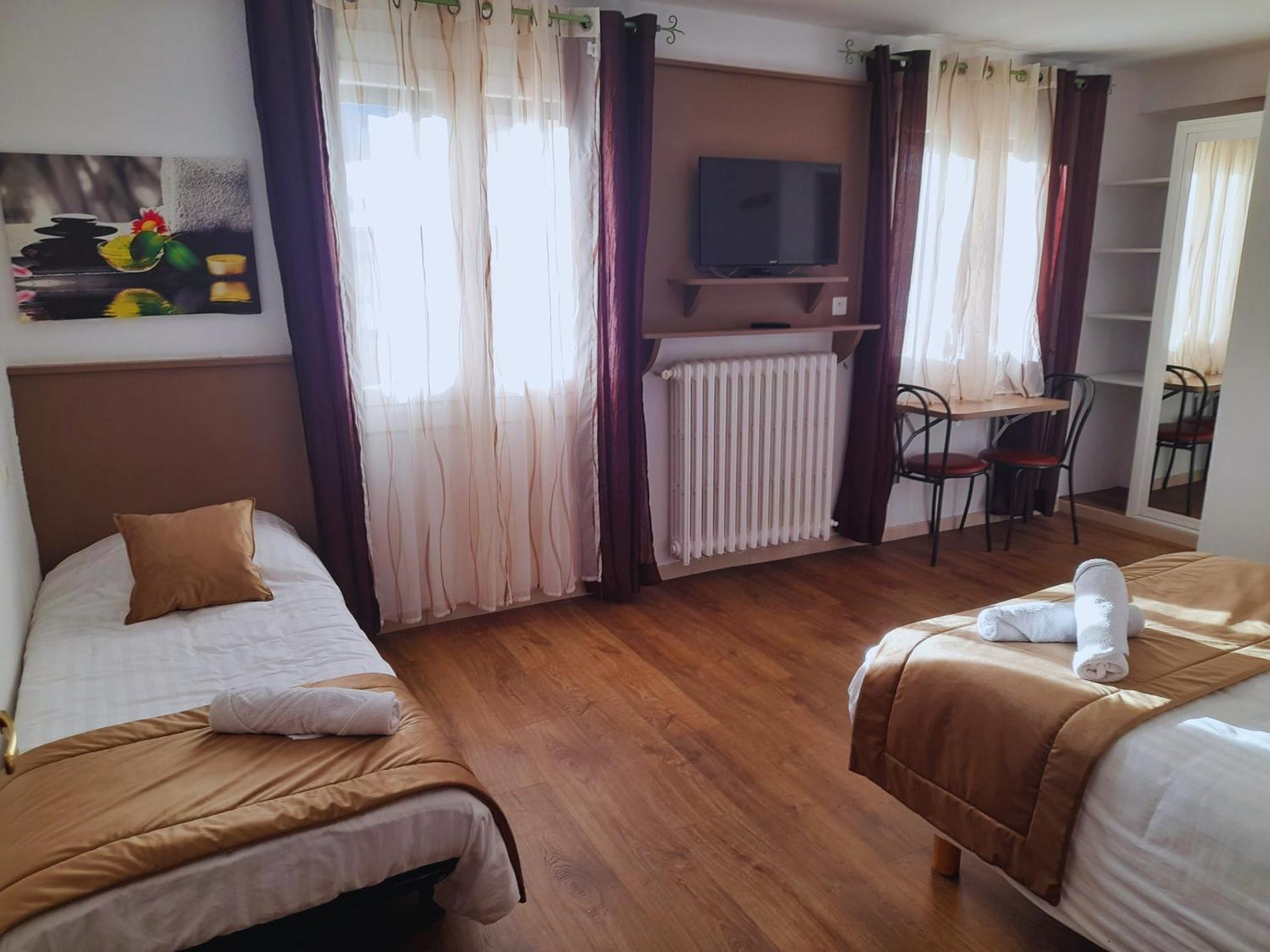 Le Catalan - Hotel Et Appartements 몽루이 외부 사진