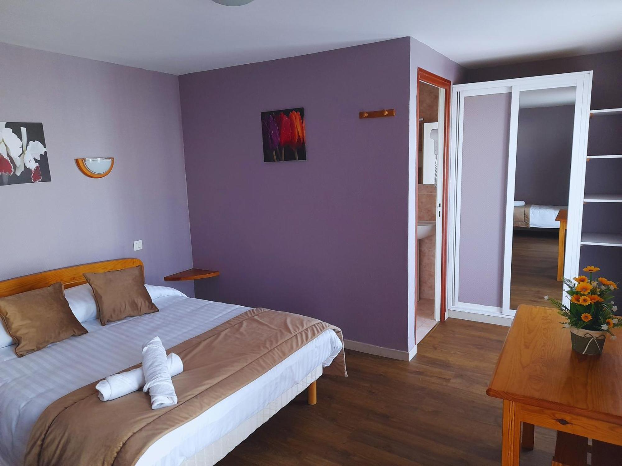 Le Catalan - Hotel Et Appartements 몽루이 외부 사진