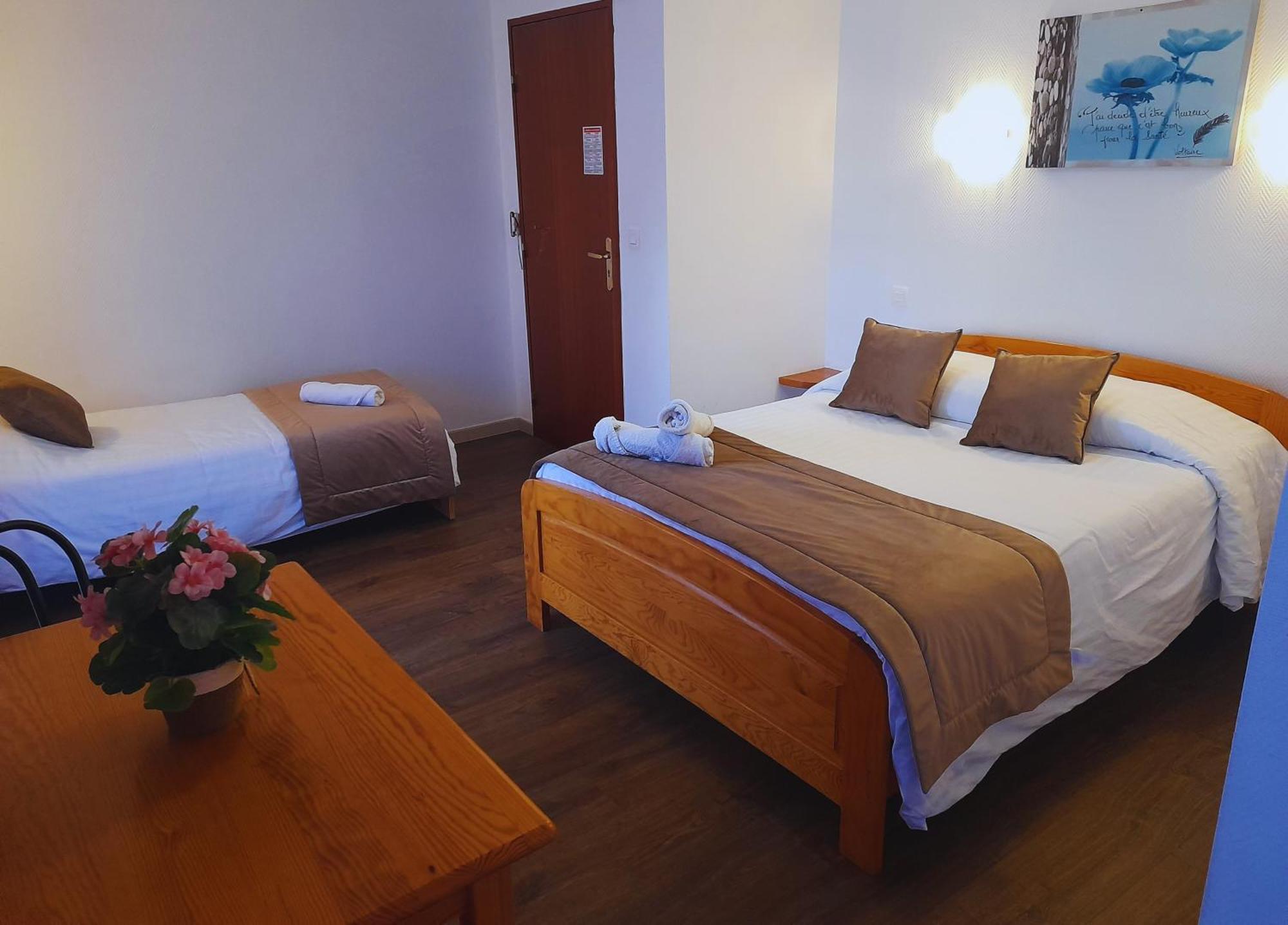 Le Catalan - Hotel Et Appartements 몽루이 외부 사진
